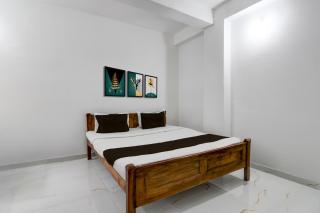 Hotel O Shree Guest House - 4