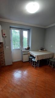 Квартира навпроти басейну - 5