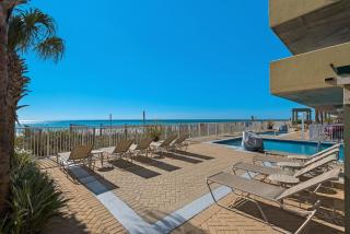 Emerald Isle 1306 - 8