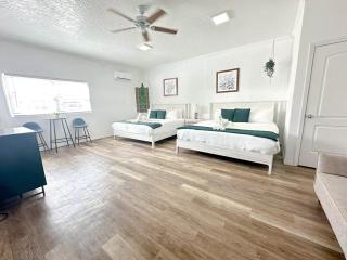 Speciose Unit With Kitchen And Community Pool - 9