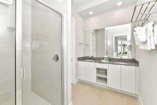 Inviting Condo Near Disney With Resort & Waterpark Access - B52-103 - 2