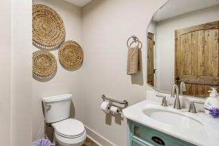 Less Than 1 Mi to Boat Launch Home with Dock in Scottsboro - 1