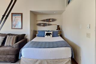 Timberline Condominiums Studio Deluxe Unit 318 - 5