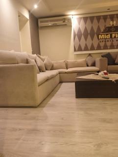 شقه فندقيه بأرقى مناطق المهندسين - 2