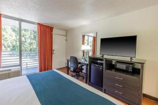 Motel 6-Dumfries, VA - 2