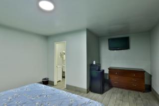 EL TEJAS MOTEL - 6