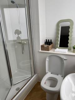 2BR Spacious Flat Gated Parking Contractors - 5
