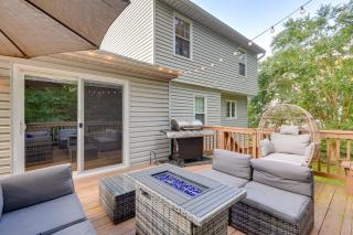 Room to Work and Relax! Laurel Home with Office, Yard - 9