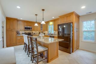 Room to Work and Relax! Laurel Home with Office, Yard - 4