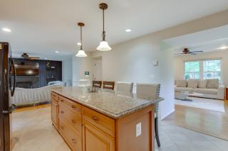 Room to Work and Relax! Laurel Home with Office, Yard - 2