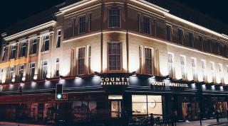 County Aparthotel - 9