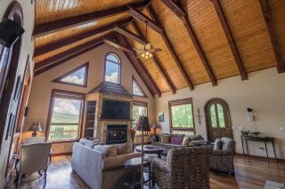 Stoneledge Manor - 9