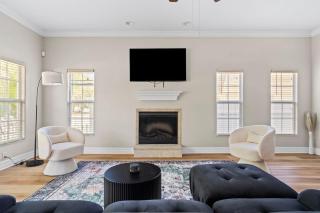 Luxury House Walking Distance to Ocean - Sleeps 12 - 8