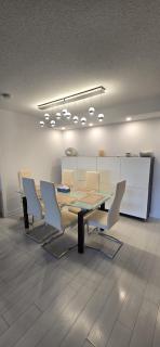 Spectacular Large 3 Bedroom 3 Bath Condo Downtown Toronto Lakeview - 8