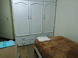 Hermoso departamento de 3 dormitorios para 10 personas en el centro histórico de Cuenca - 2