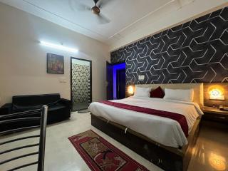 Hotel P S Villa & Banquet - 6