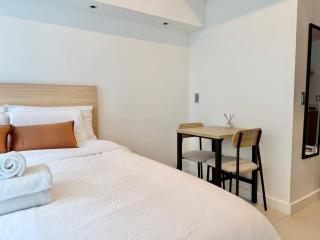 38 Park Ave Studio in IT Park, 300 Mbps Internet - 3