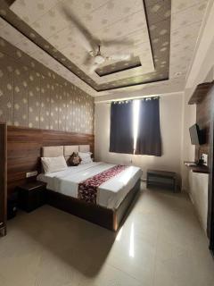 Hotel P S Villa & Banquet - 7