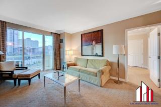 MGM Signature-09-821 1Br2Ba F1 Strip View Balcony Suite - 1