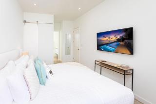 SeaDreams 1 - Luxury Condo with Shared Pool, Hot Tub, Rooftop Lounge - 1