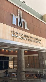 Downtown - close to everything! Up to 5 people in comfort - 9