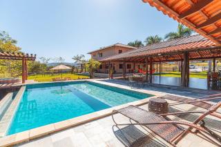 Refúgio no Cerrado com Lago, Piscina e Jacuzzi - 9