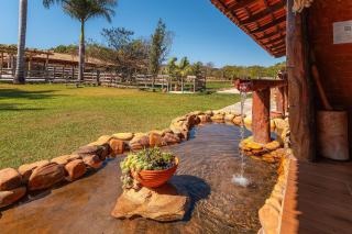 Refúgio no Cerrado com Lago, Piscina e Jacuzzi - 2