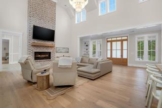 Creekside - Custom Luxury in Bay Creek Resort! - 2