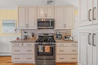 Ultimate 3 Bedroom Lavallette Beachfront Rental - 4