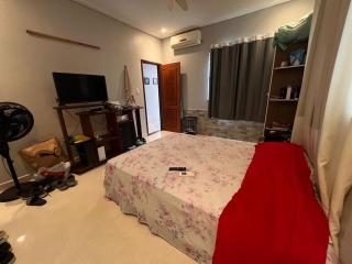 Casa com piscina e garagem - 9