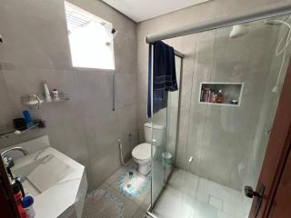 Casa com piscina e garagem - 3