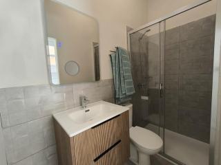 Emerald Suites 3 - 4