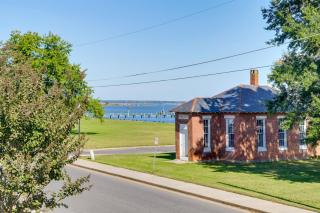 Walk to Marina, Park and Dtwn Cambridge Family Home - 9