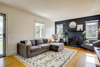 Walk to Marina, Park and Dtwn Cambridge Family Home - 6