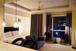 High-Rise Studio in Elysium Opp Centaurus - 1