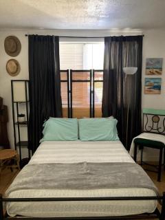 Cozy Gulf Coast Getaway - 3