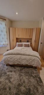 Cosy bedroom near London City Airport - 6