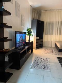 Studio in Ajman Corniche - 7