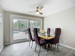 Bradenton 5BR 2BA HEATED POOL Mini Putt - 4