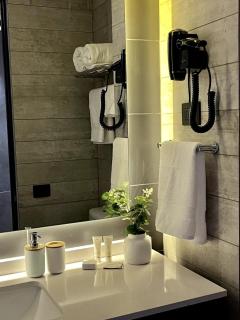 Nuevo y lujoso apartamento full a pasos de Clínica Las Condes - 2