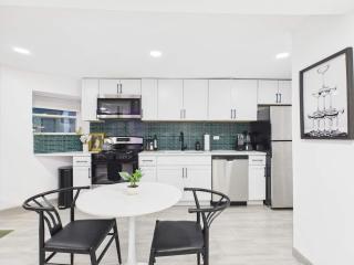 Game Day Flat Steps To Wrigley Cta - 3