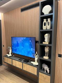 The Diamond In City Luxury Suites By ZENORA Living - 7