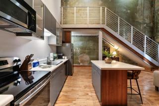 Historic Loft Retreat N Downtown Knoxville - 9