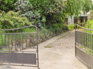 Location spacieux gîte indépendant près du centre-ville - FR-1-510-236 - 1