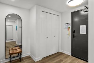 Golden Escape 2 Bdrm Mountain VIEWS - managed by Little Sister Getaways - 2