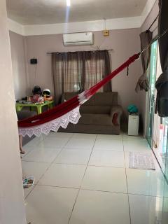 Air-conditioned house with suite and garage - 0