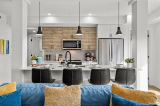 New! Golden Escape with Mountain Views! - 1