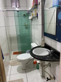 Air-conditioned house with suite and garage - 5