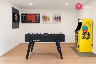 The Green Chill at Cité-Jardin - Private SPA, Ping pong, Fireplace & Pool - 1