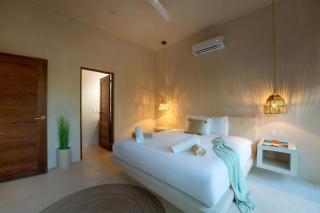 Luxe 3BR Penthouse with Rooftop Pool & Jungle Panorama & Plunge Pool - 3